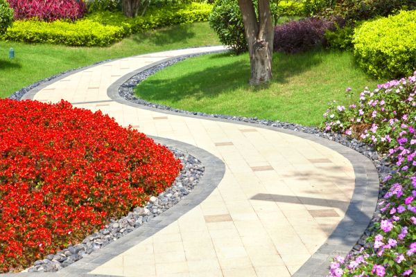 Cost of Garden Walkway Installation in Nashville
